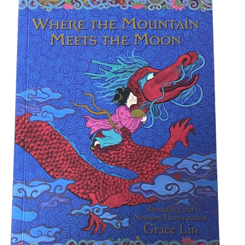 Where The Mountain Meets The Moon by Grace Lin - Box Set